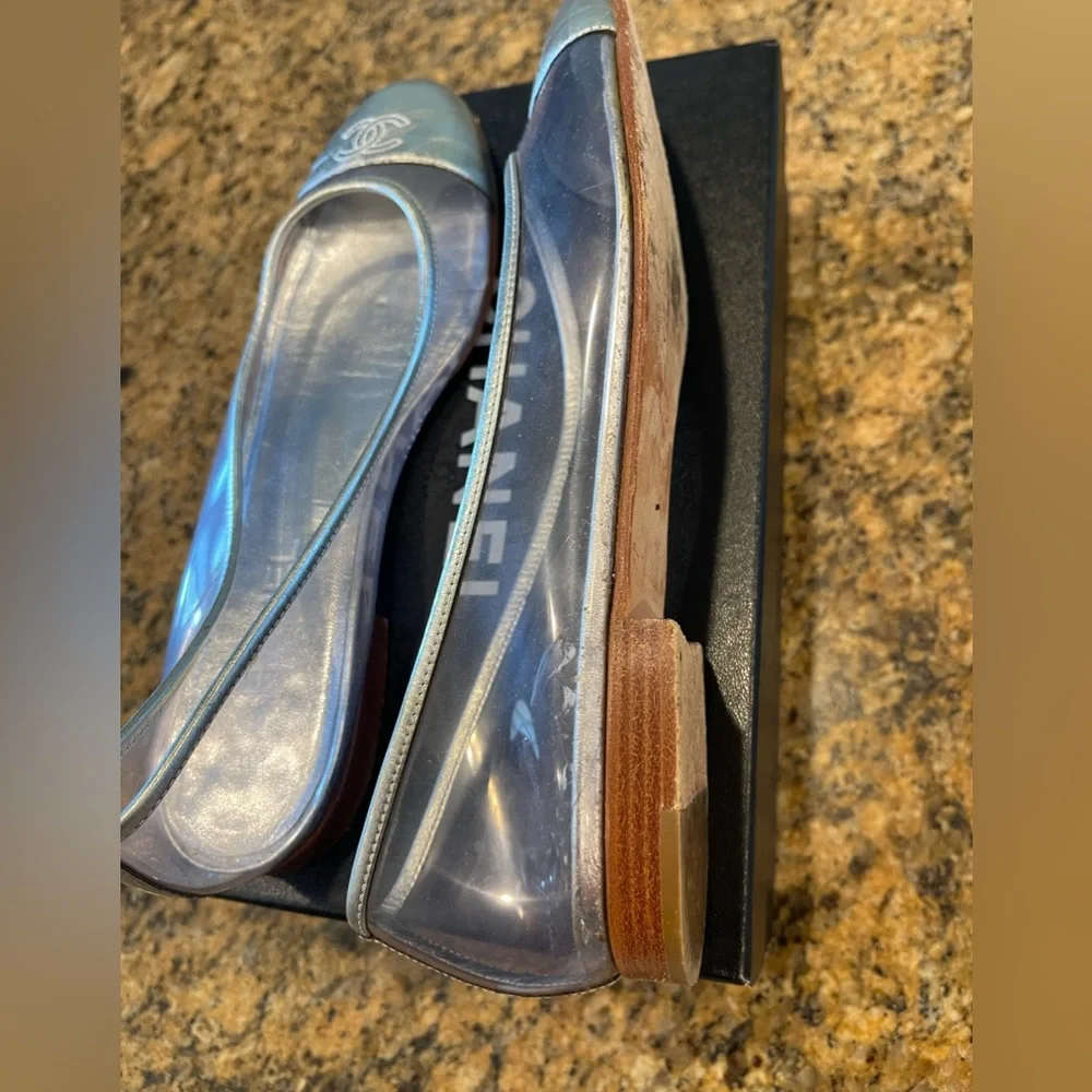 CHANEL Metallic Silver Blue Cap-Toe Jelly Flats - Picture 2 of 8